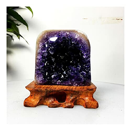 Amethystgeod på träställning