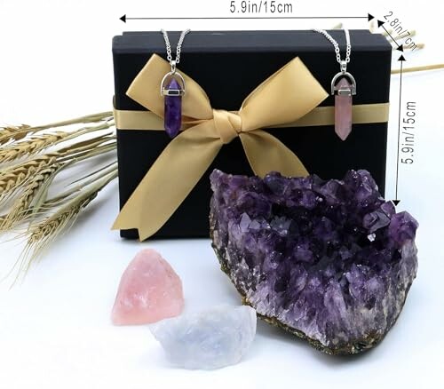 Smyckeskrin med ametist och kristaller