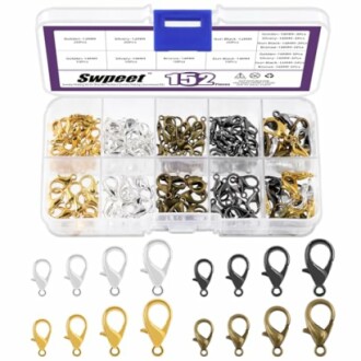 Set med olika färgade karbinhakar.